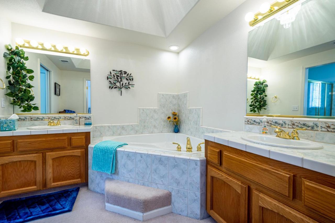 Mountain Majesty With Hot Tub, Pool Table, Generator, Ev Hookup Βίλα Oakhurst Εξωτερικό φωτογραφία