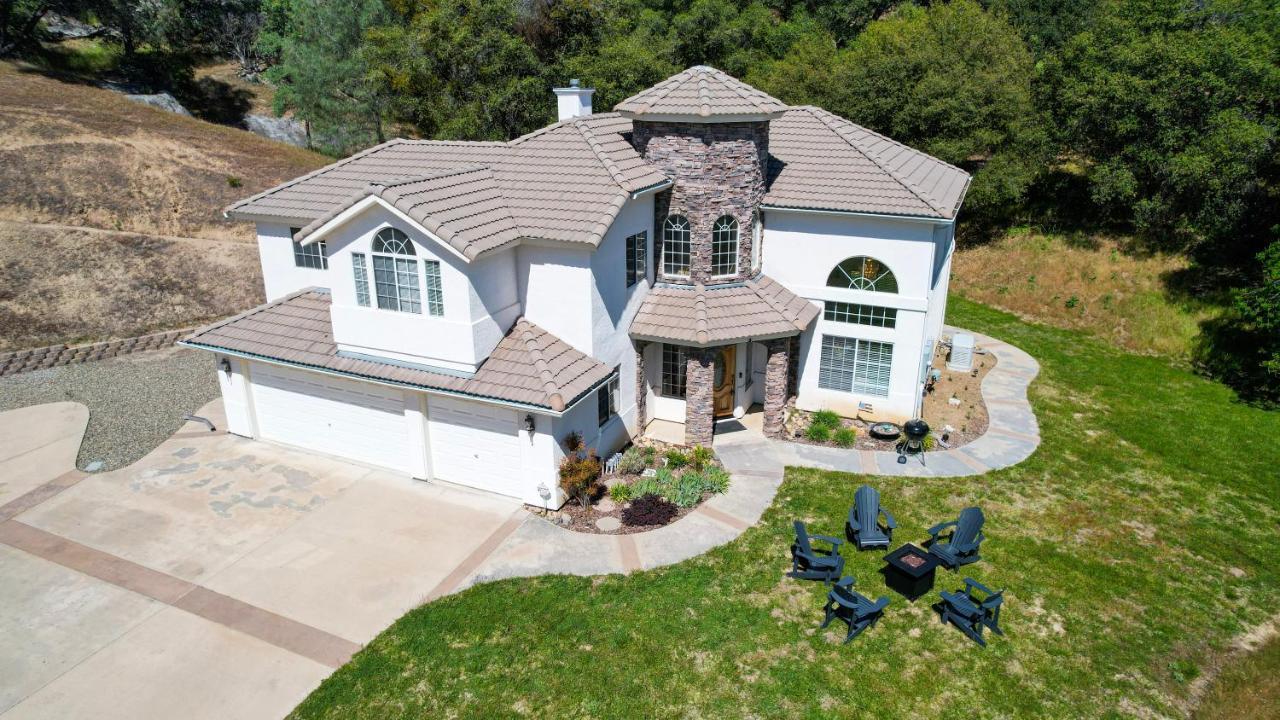 Mountain Majesty With Hot Tub, Pool Table, Generator, Ev Hookup Βίλα Oakhurst Εξωτερικό φωτογραφία